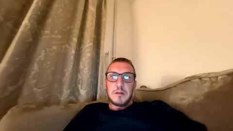 Snapshot of brettbigdee chatting on May 16, 2026, 12:18 am brettbigdee online show from May 16, 2026, 12:18 am
