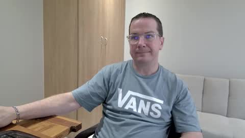 Brett online show from November 2, 2025, 1:46 pm