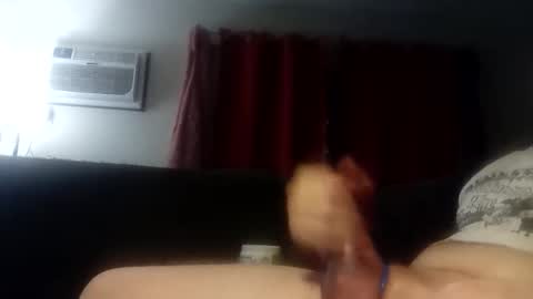 Snapshot of brettl666 chatting on April 23, 2026, 1:07 am brettl666 online show from April 23, 2026, 1:07 am