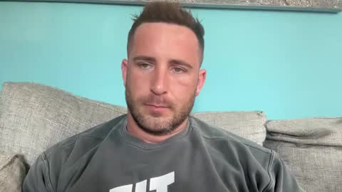 Snapshot of brettmycles chatting on March 6, 2025, 1:24 pm Brett Mycles online show from March 6, 2025, 1:24 pm