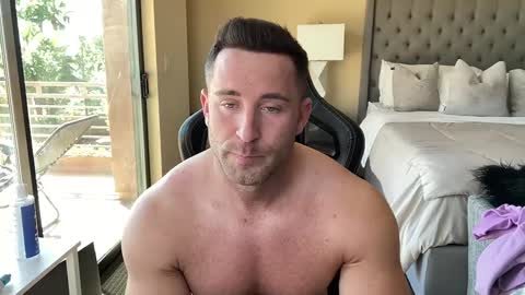 Snapshot of brettmycles chatting on October 4, 2025, 5:11 pm Brett Mycles online show from October 4, 2025, 5:11 pm