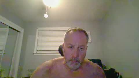 Snapshot of brettsky chatting on April 26, 2026, 2:09 am hey online show from April 26, 2026, 2:09 am