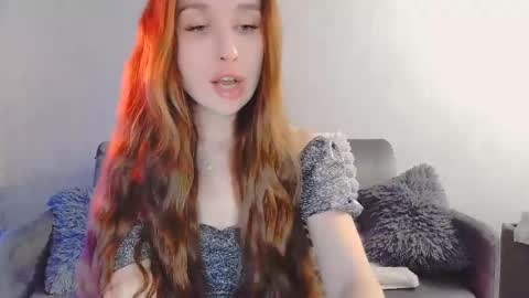 bri_fox online show from May 16, 2026, 10:47 am