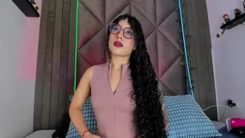 B R I A  online show from December 18, 2025, 2:50 am