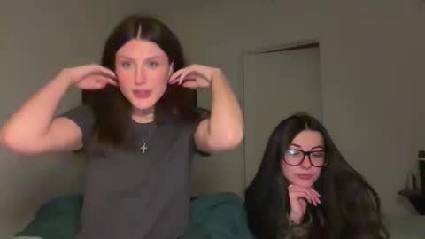 Brianna3 online show from January 9, 2026, 2:25 am