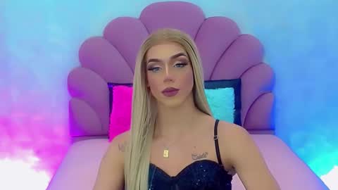 BRIANA online show from January 5, 2025, 7:49 am