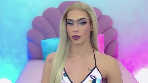 BRIANA online show from January 24, 2025, 4:27 am