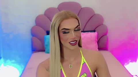 BRIANA online show from February 2, 2025, 6:48 am