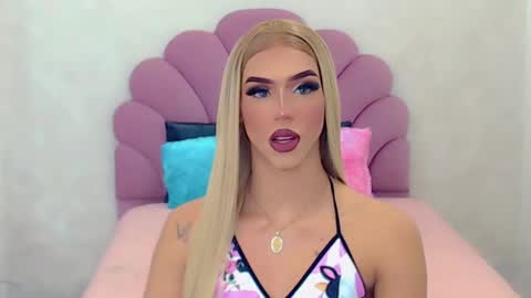 BRIANA online show from February 7, 2025, 5:10 am