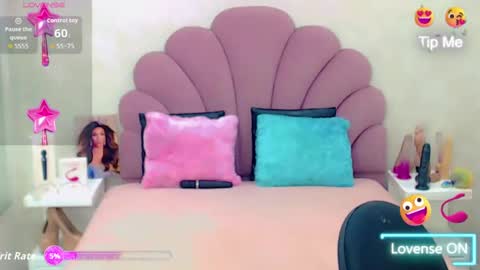 BRIANA online show from September 14, 2025, 4:33 am