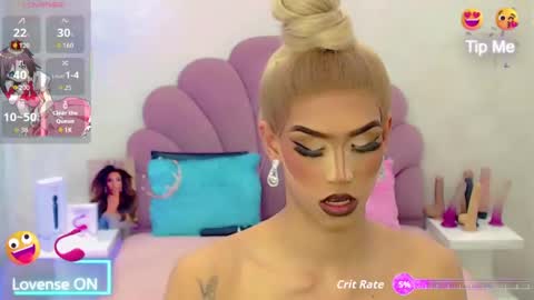 BRIANA online show from October 29, 2025, 3:20 am