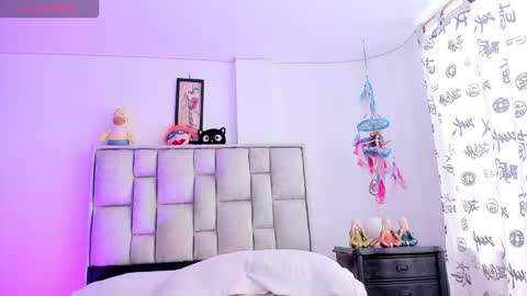 Snapshot of brianaguzman chatting on November 24, 2025, 6:29 pm online show from November 24, 2025, 6:29 pm