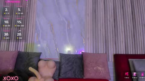 Brianna Chelsea  online show from October 21, 2025, 12:06 pm