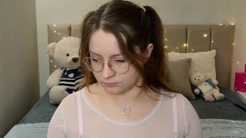 briarwynn online show from April 19, 2026, 7:38 pm