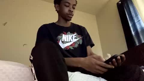 brick280446 online show from April 20, 2026, 9:27 pm