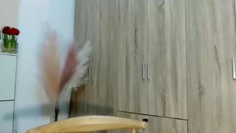 Bridgets room online show from April 25, 2026, 8:39 pm