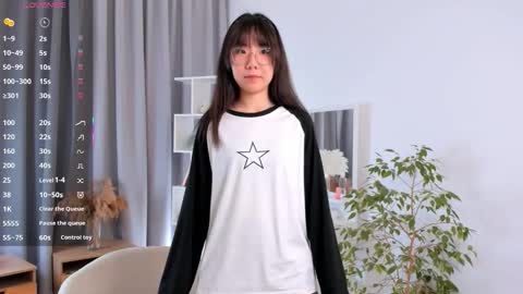 Hanna online show from November 18, 2025, 1:00 am