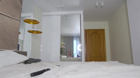 Amina Adelina online show from January 15, 2025, 4:57 am