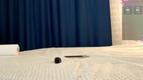 brilliant_kiss online show from March 23, 2026, 4:44 pm