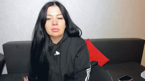 brilliantegirl_ online show from October 12, 2025, 7:51 am