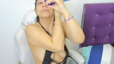 brillit_squirt online show from July 5, 2026, 3:13 am