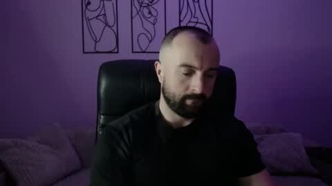 brindlefly69 online show from April 23, 2026, 10:25 am