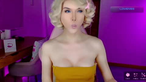 brionatop online show from September 11, 2025, 11:16 pm