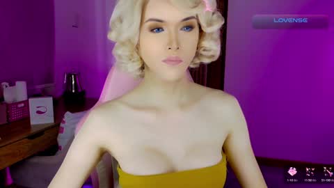 brionatop online show from September 16, 2025, 10:44 pm