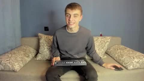 bristlebback online show from October 11, 2025, 4:38 pm