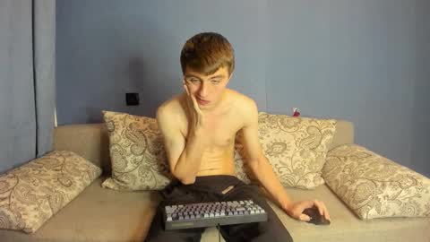 bristlebback online show from November 26, 2025, 8:43 pm