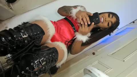 britannyxhorny online show from December 24, 2024, 11:33 pm