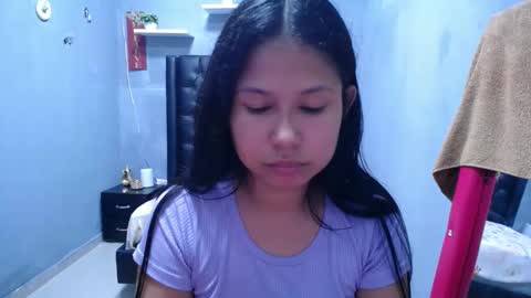 britanyx1 online show from April 15, 2026, 7:58 pm