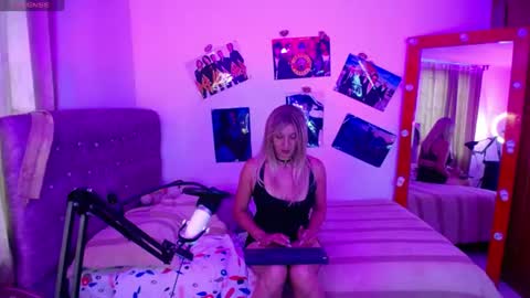Snapshot of brith_angels chatting on July 17, 2026, 1:07 pm BRITH ANGELS online show from July 17, 2026, 1:07 pm