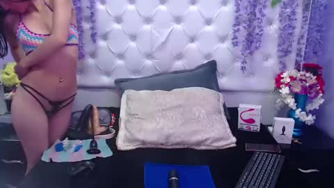 Snapshot of brithany_adms chatting on January 20, 2025, 3:26 am Brithany online show from January 20, 2025, 3:26 am