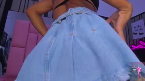 brithanyslim online show from December 2, 2024, 7:49 pm