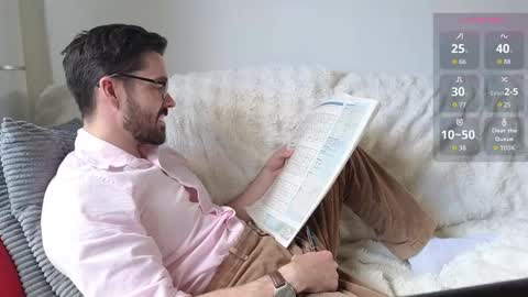 Snapshot of britishpoet chatting on May 9, 2026, 1:16 pm Callum online show from May 9, 2026, 1:16 pm