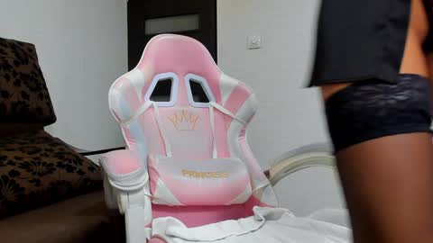 britney_charm online show from February 7, 2025, 5:52 am