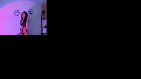 Snapshot of britney_collins_ chatting on June 15, 2026, 12:29 pm britney_collins_ online show from June 15, 2026, 12:29 pm