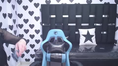 Britney  online show from March 5, 2025, 3:29 am