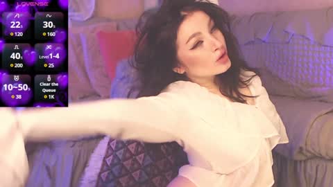 Snapshot of britneybarker chatting on December 10, 2024, 12:50 am britneybarker online show from December 10, 2024, 12:50 am