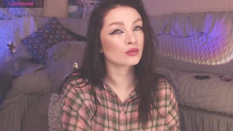 Snapshot of britneybarker chatting on March 12, 2025, 1:36 am britneybarker online show from March 12, 2025, 1:36 am