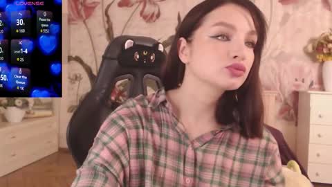 Snapshot of britneybarker chatting on September 21, 2025, 4:03 am britneybarker online show from September 21, 2025, 4:03 am