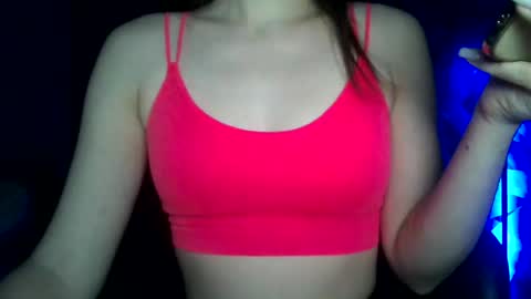 Snapshot of britneykittens chatting on January 20, 2025, 2:32 am BritneyKittens online show from January 20, 2025, 2:32 am