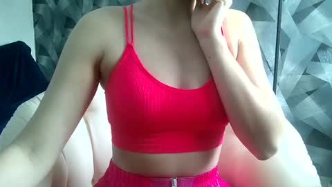 Snapshot of britneykittens chatting on February 7, 2025, 7:18 am BritneyKittens online show from February 7, 2025, 7:18 am