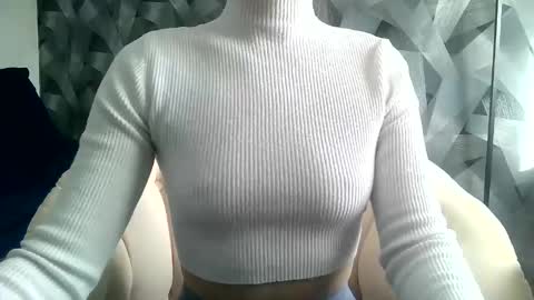 Snapshot of britneykittens chatting on February 15, 2025, 8:33 am BritneyKittens online show from February 15, 2025, 8:33 am