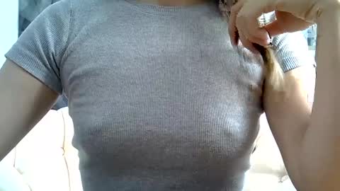 Snapshot of britneykittens chatting on March 8, 2025, 7:05 am BritneyKittens online show from March 8, 2025, 7:05 am