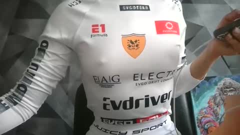 Snapshot of britneykittens chatting on November 6, 2025, 8:26 am BritneyKittens online show from November 6, 2025, 8:26 am