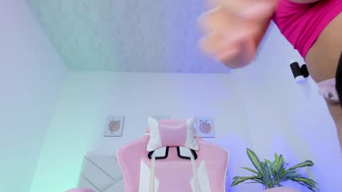   online show from January 31, 2025, 11:03 am