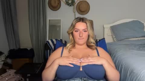 Snapshot of brittanywantsu chatting on July 11, 2026, 3:09 am brittanywantsu online show from July 11, 2026, 3:09 am