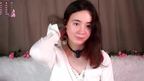 Lina online show from February 7, 2026, 11:25 am